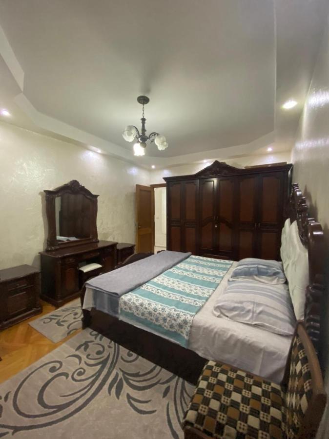 Apartment Ge Zvezda Batumi Exterior foto